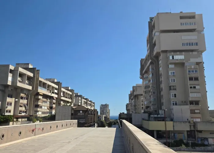 Adi Apartman