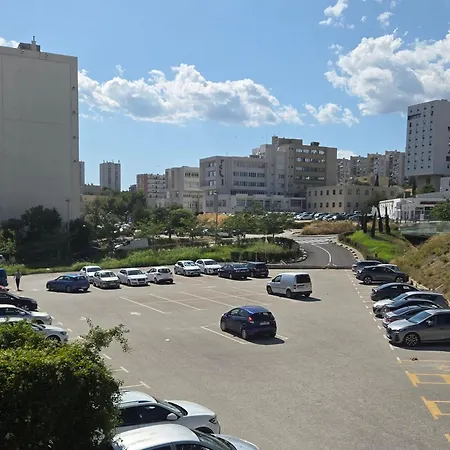 Adi Apartamento
